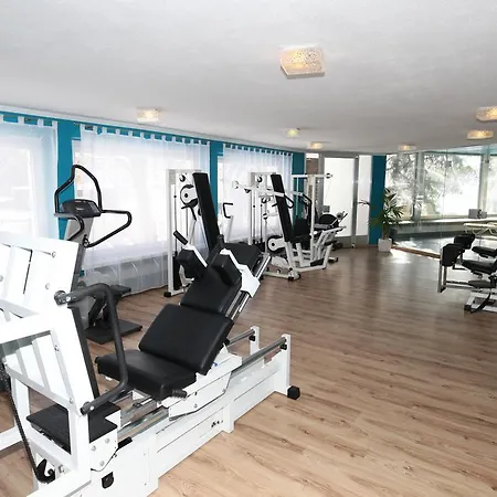 New Renovated In Center Of