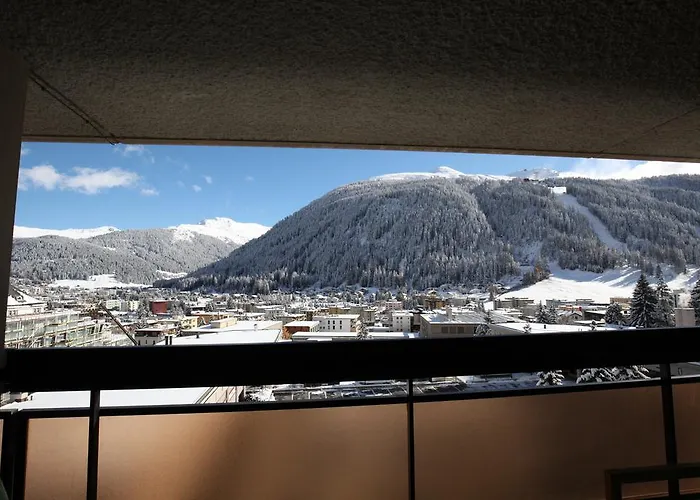 New Renovated In Center Of Davos