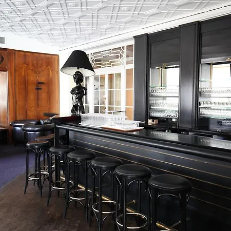 Διαμέρισμα New Renovated In Center Of