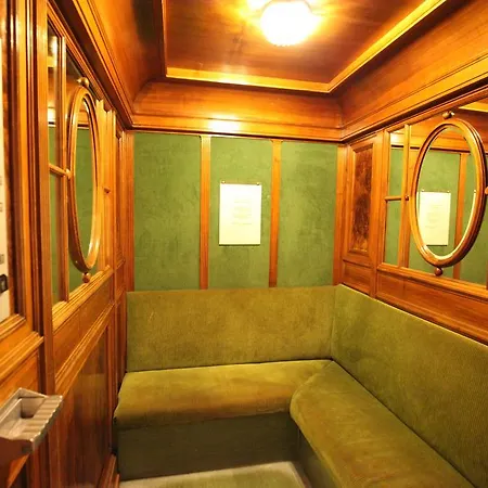 Διαμέρισμα New Renovated In Center Of Νταβός